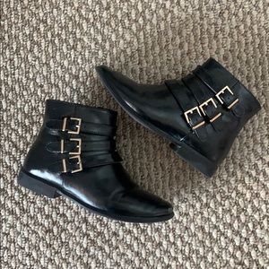 Zara kids black buckle ankle booties 30 / 12.5